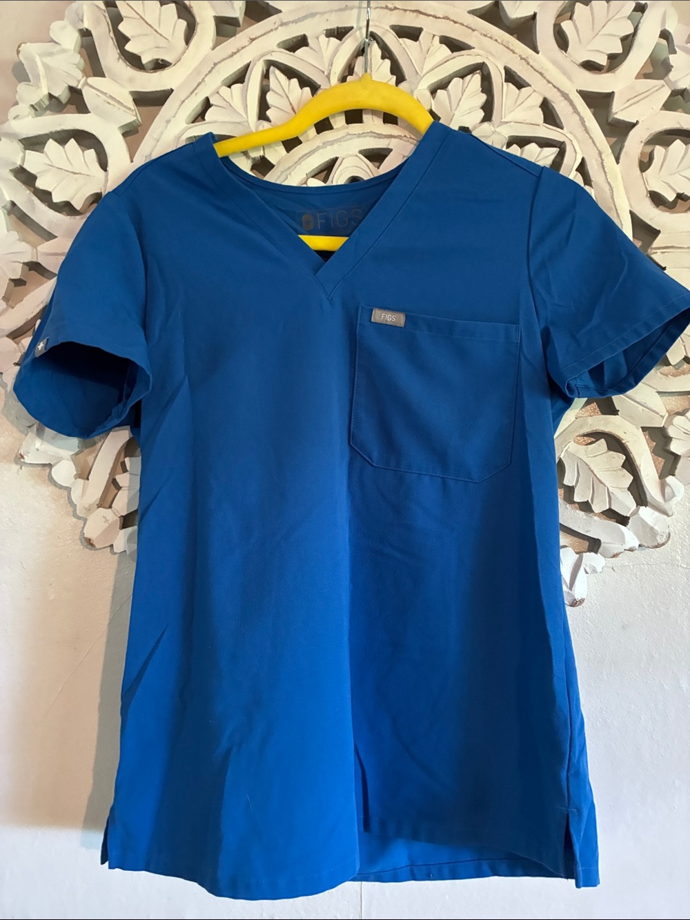 Figs Short-Sleeve V-Neck Scrub Top - Royal Blue